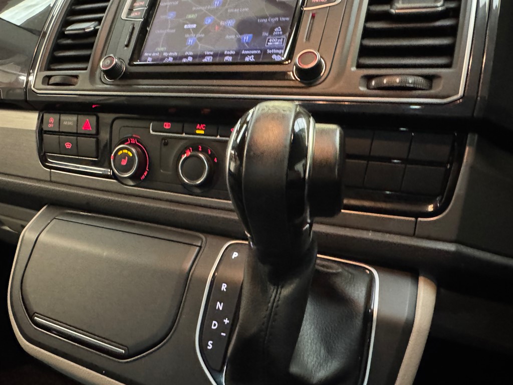 Used Volkswagen Transporter 2018 for sale - 76696273: Photo 29