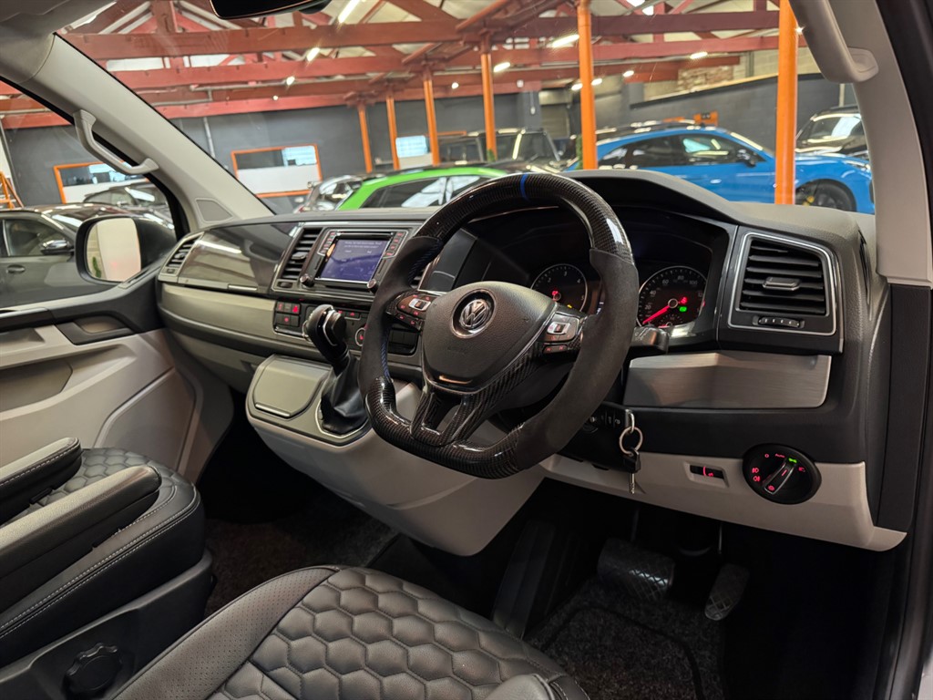 Used Volkswagen Transporter 2018 for sale - 76696273: Photo 5