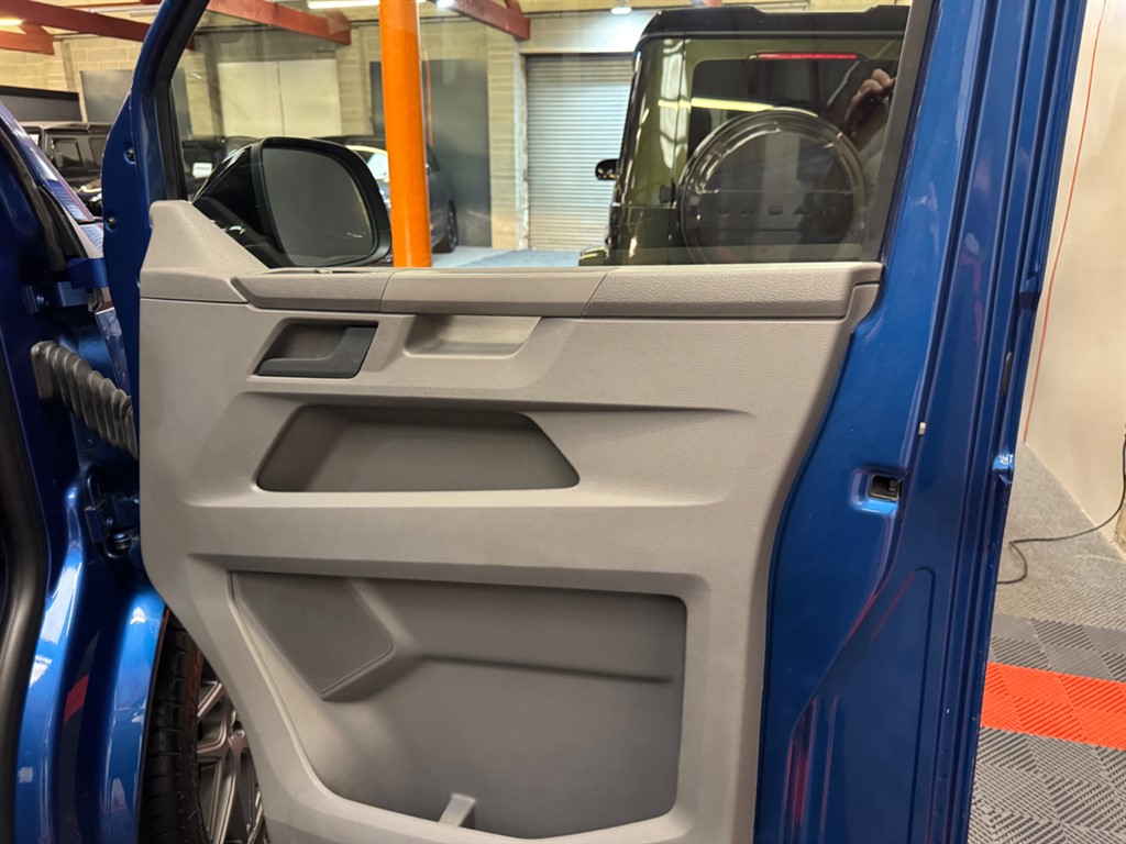 Used Volkswagen Transporter 2022 for sale - 76696266: Photo 29