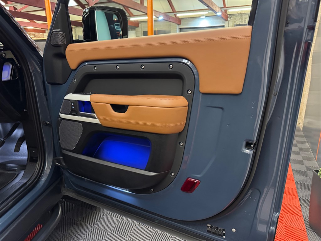 Used Land Rover Defender 2024 for sale - 76696280: Photo 24