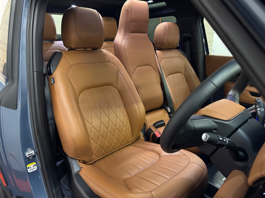 Used Land Rover Defender 2024 for sale - 76696280: Photo 25