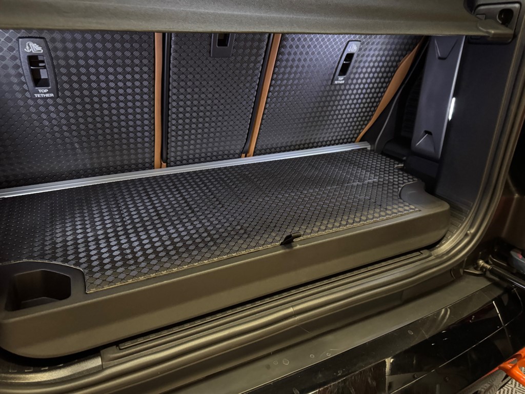 Used Land Rover Defender 2024 for sale - 76696280: Photo 28