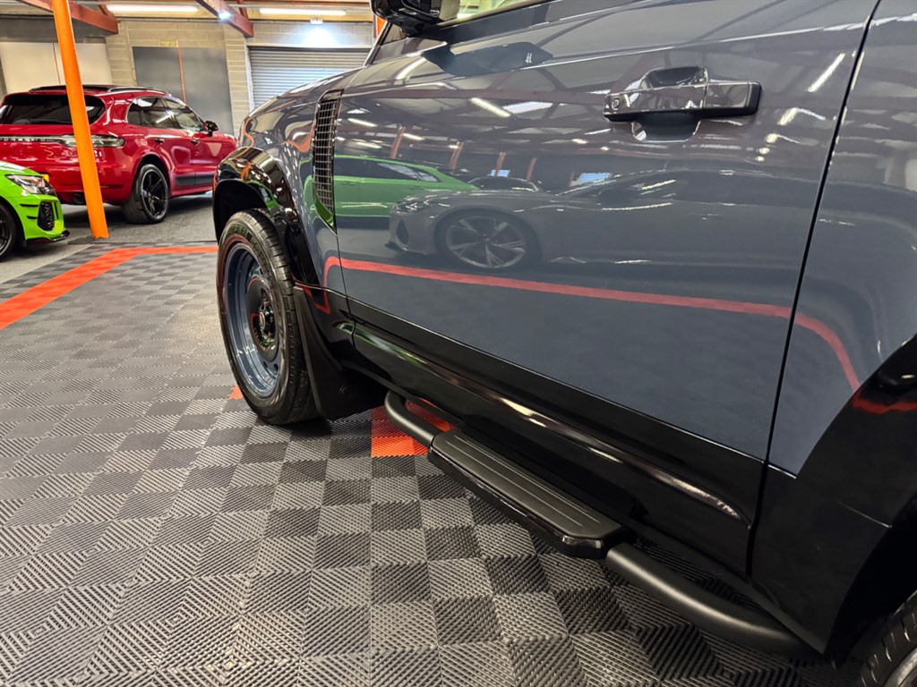 Used Land Rover Defender 2024 for sale - 76696280: Photo 38