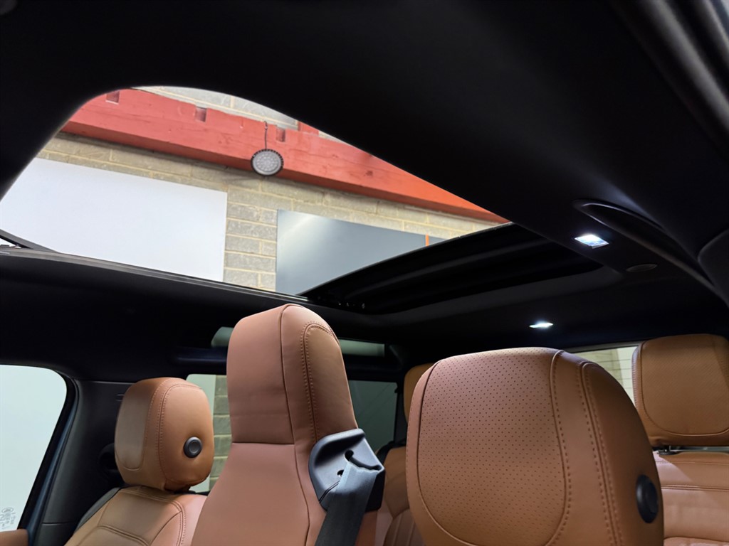 Used Land Rover Defender 2024 for sale - 76696280: Photo 48