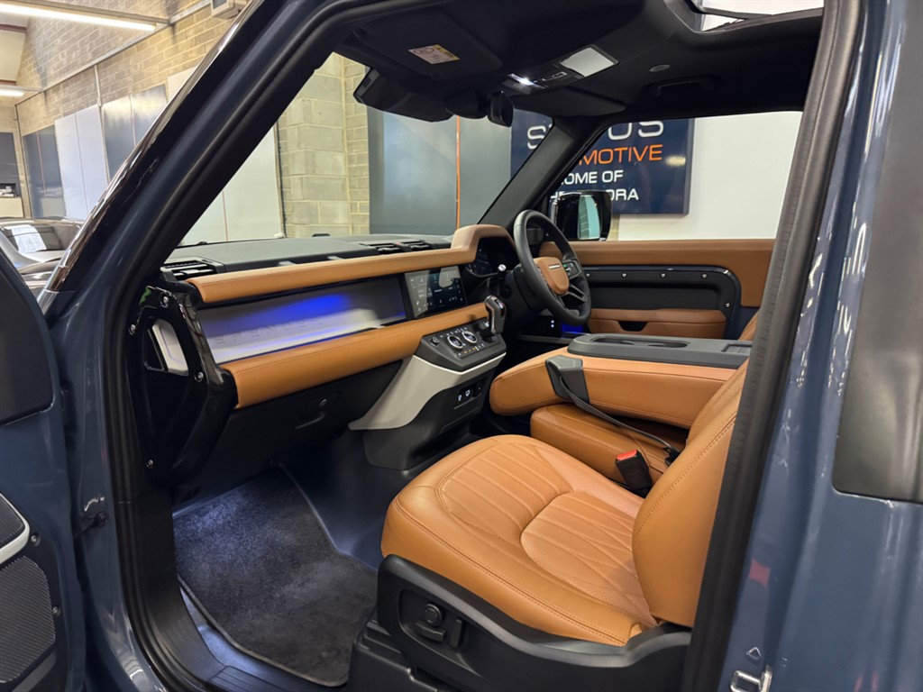 Used Land Rover Defender 2024 for sale - 76696280: Photo 55