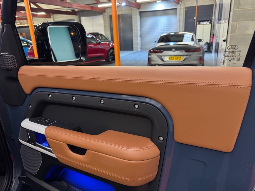 Used Land Rover Defender 2024 for sale - 76696280: Photo 57