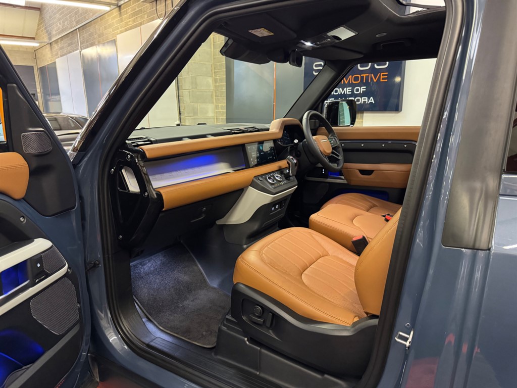 Used Land Rover Defender 2024 for sale - 76696280: Photo 63