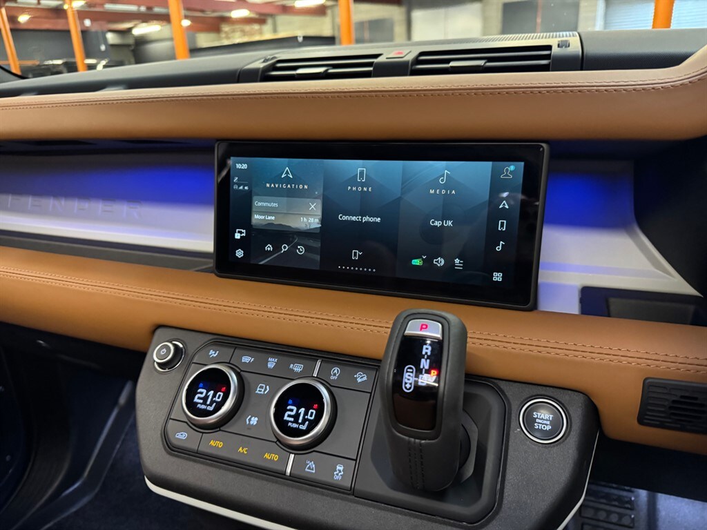 Used Land Rover Defender 2024 for sale - 76696280: Photo 71