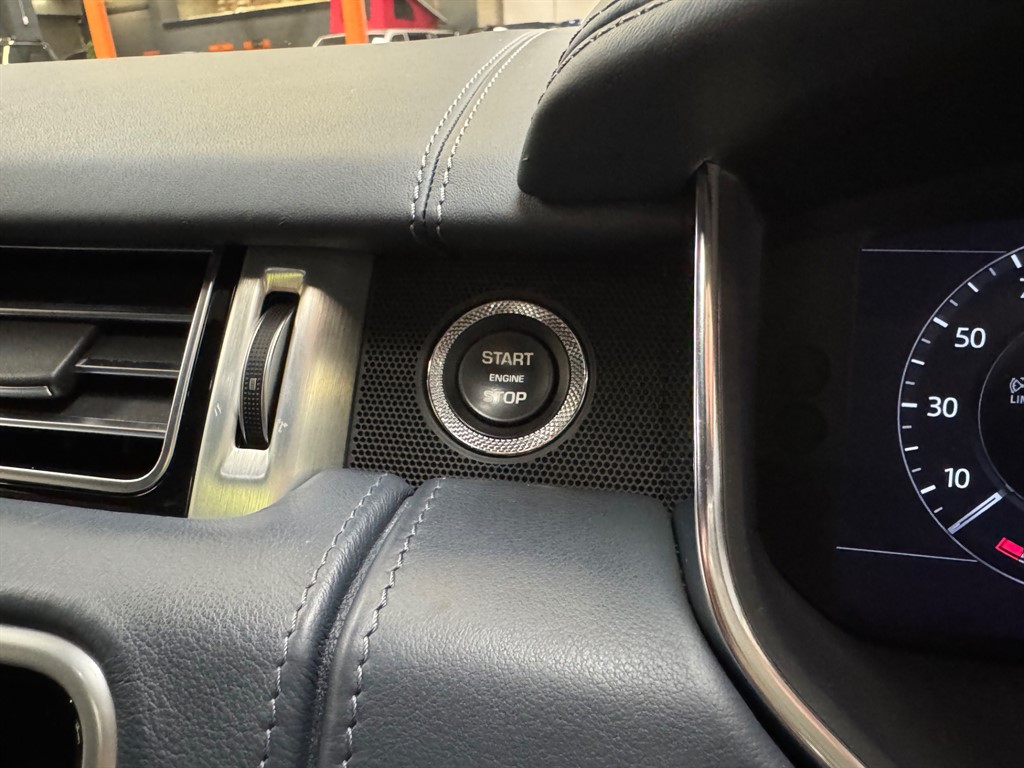 Used Land Rover Range Rover 2018 for sale - 76696265: Photo 53