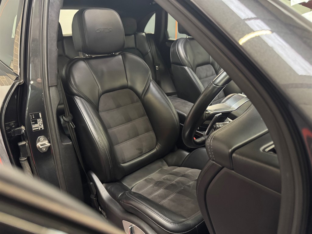 Used Porsche Macan 2018 for sale - 76696281: Photo 26