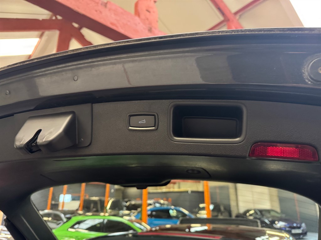 Used Porsche Macan 2018 for sale - 76696281: Photo 29