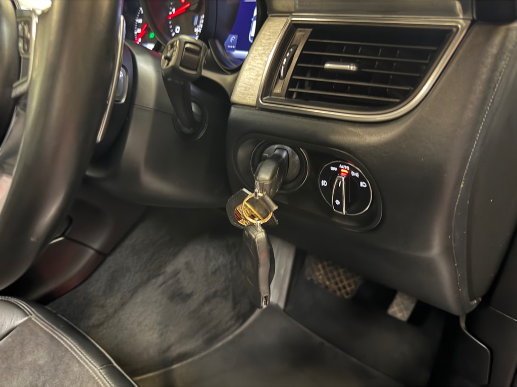 Used Porsche Macan 2018 for sale - 76696281: Photo 39