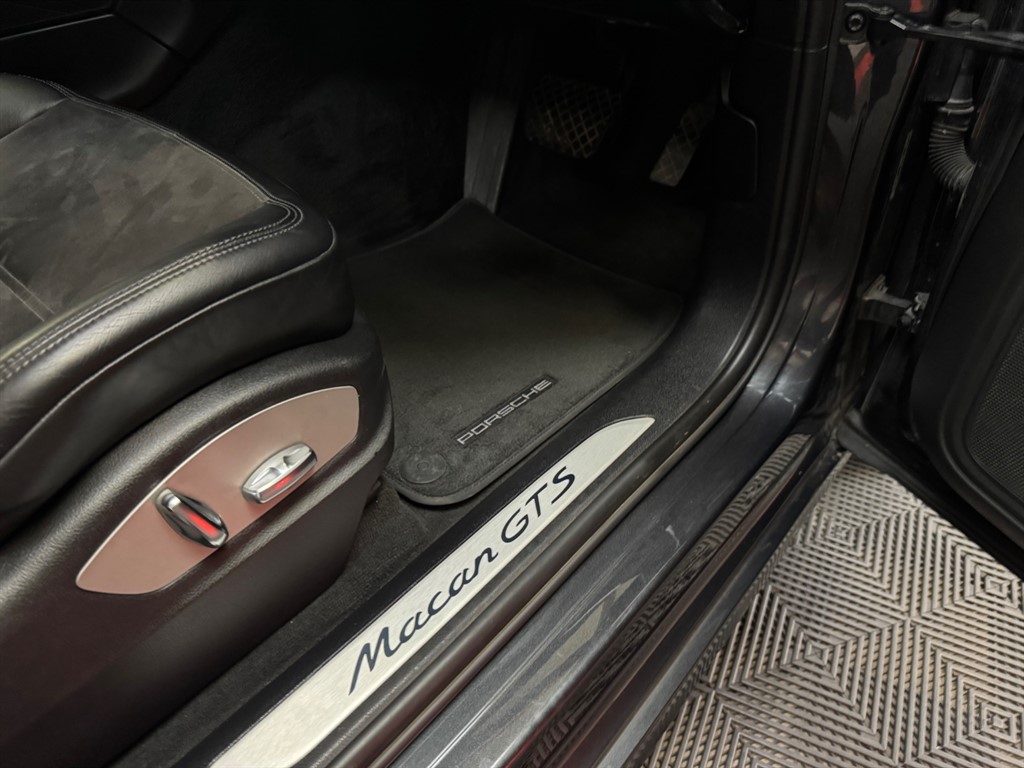 Used Porsche Macan 2018 for sale - 76696281: Photo 41