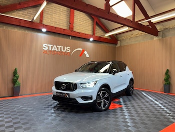 Used Volvo XC40 2020 for sale - 79363854: Photo