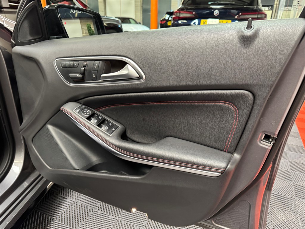 Used Mercedes-Benz A-Class 2015 for sale - 76696267: Photo 33