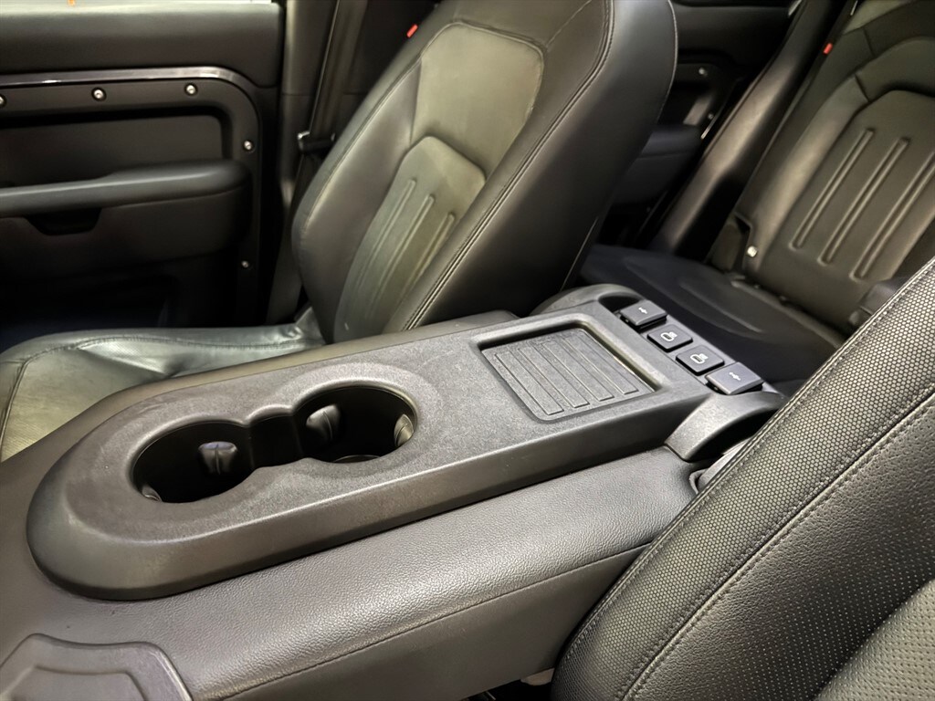 Used Land Rover Defender 2021 for sale - 76659773: Photo 35