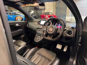 Used Abarth 595 2017 for sale - 79264005: Photo