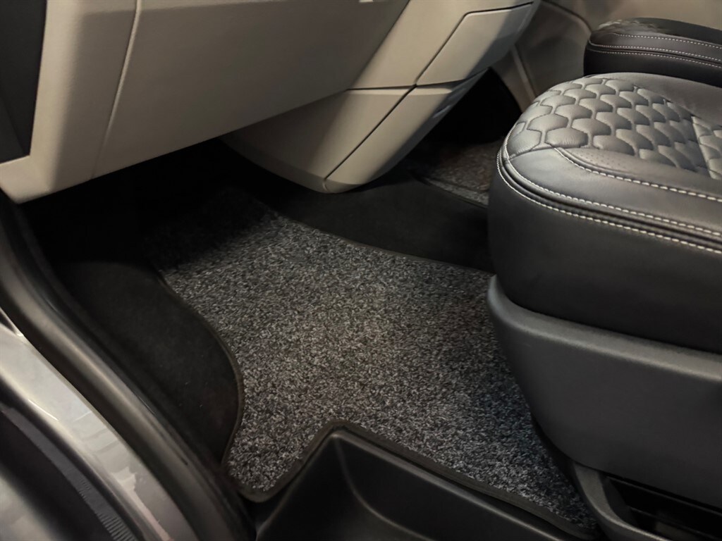 Used Volkswagen Transporter 2018 for sale - 78089085: Photo 38