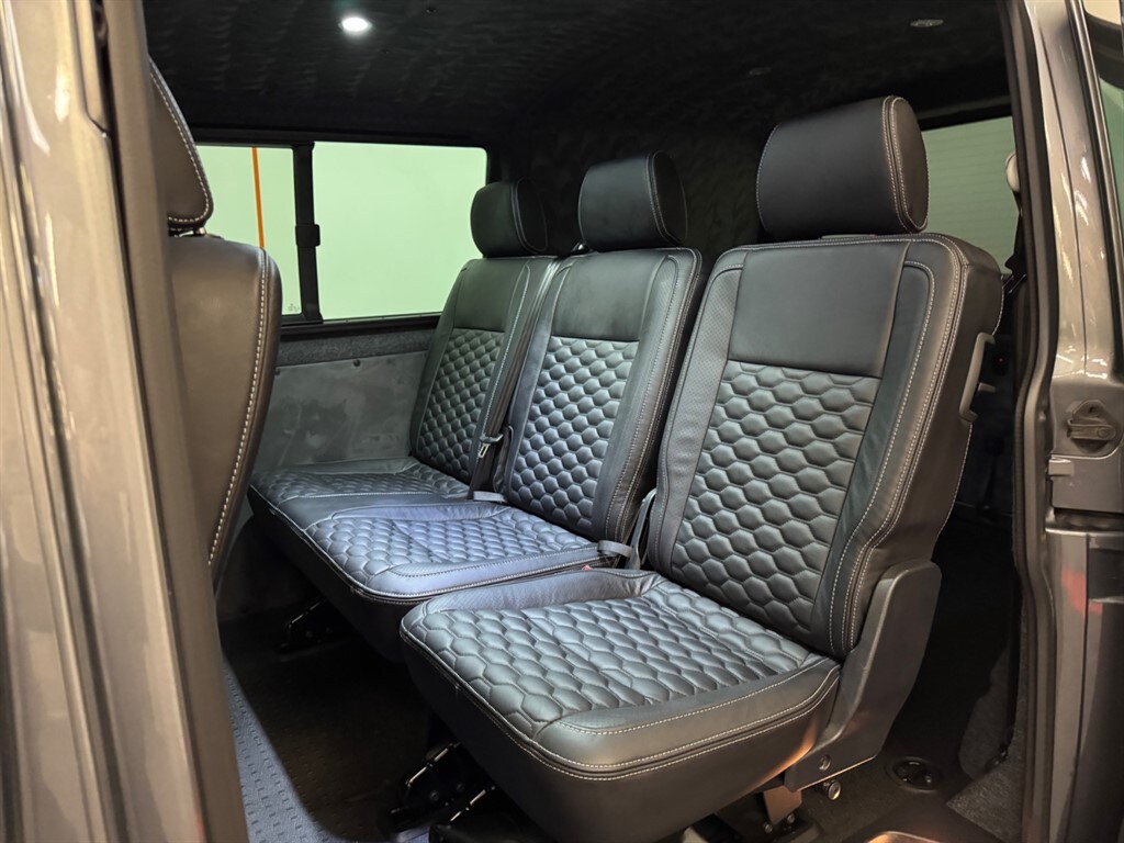 Used Volkswagen Transporter 2018 for sale - 78089085: Photo 6