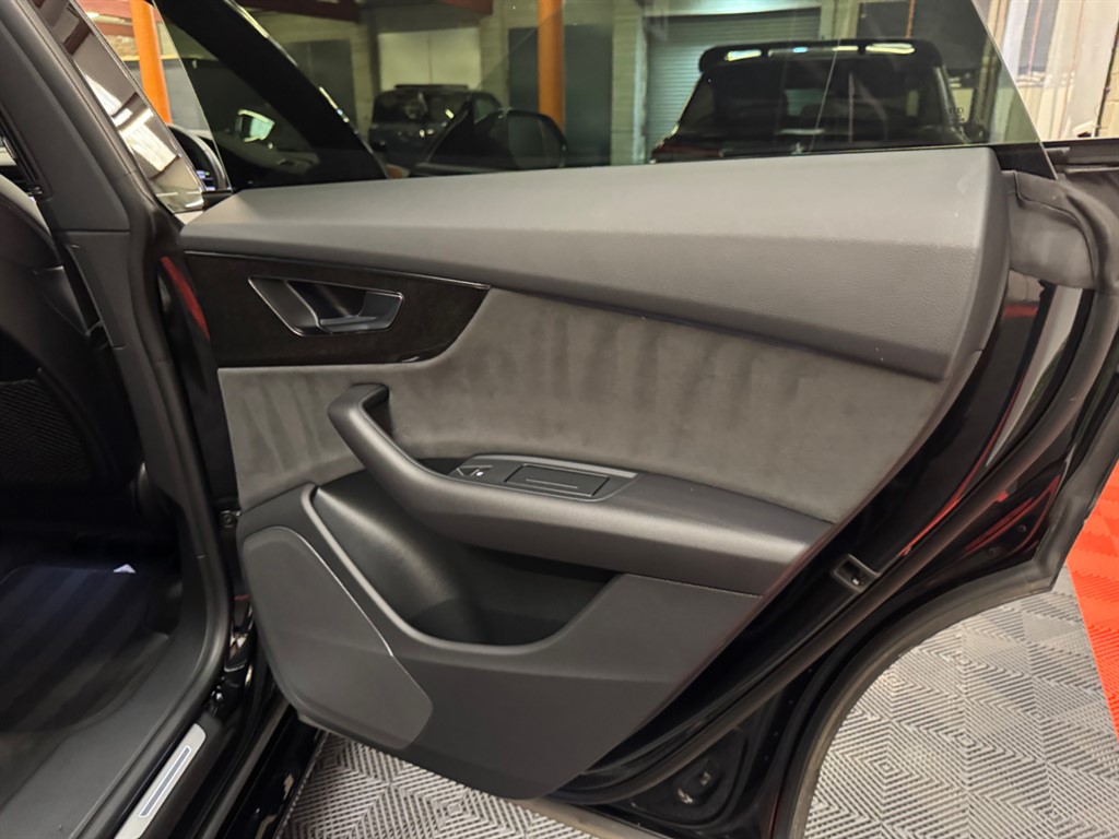 Used Audi Q8 2023 for sale - 78094906: Photo 34