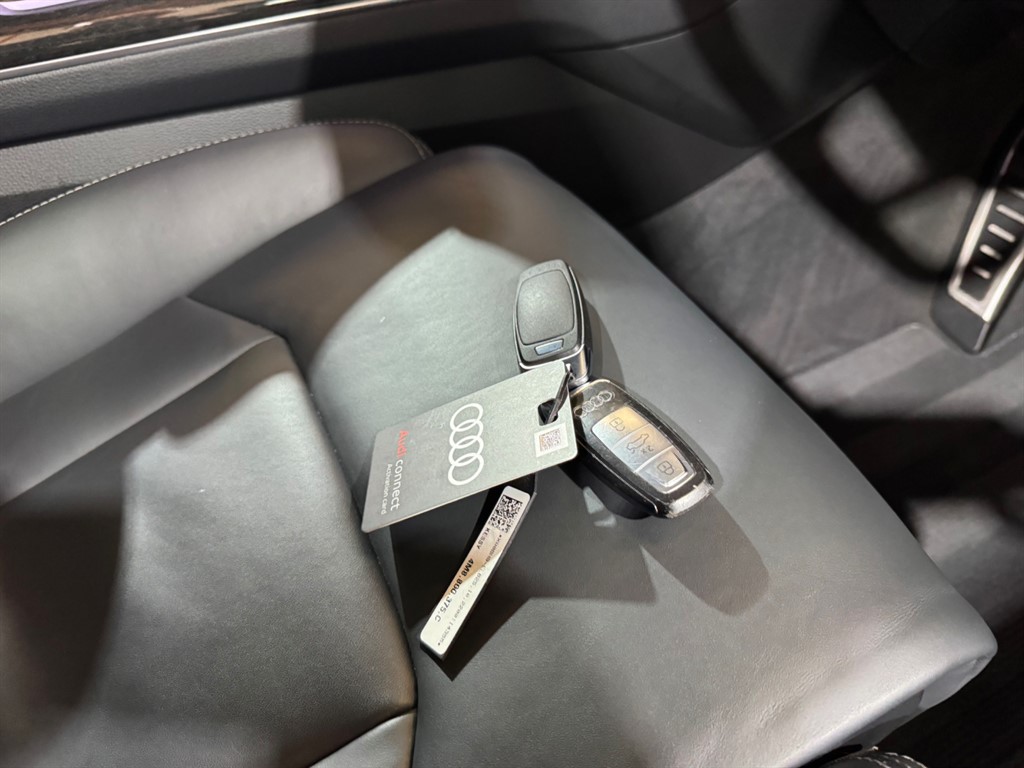 Used Audi Q8 2023 for sale - 78094906: Photo 36