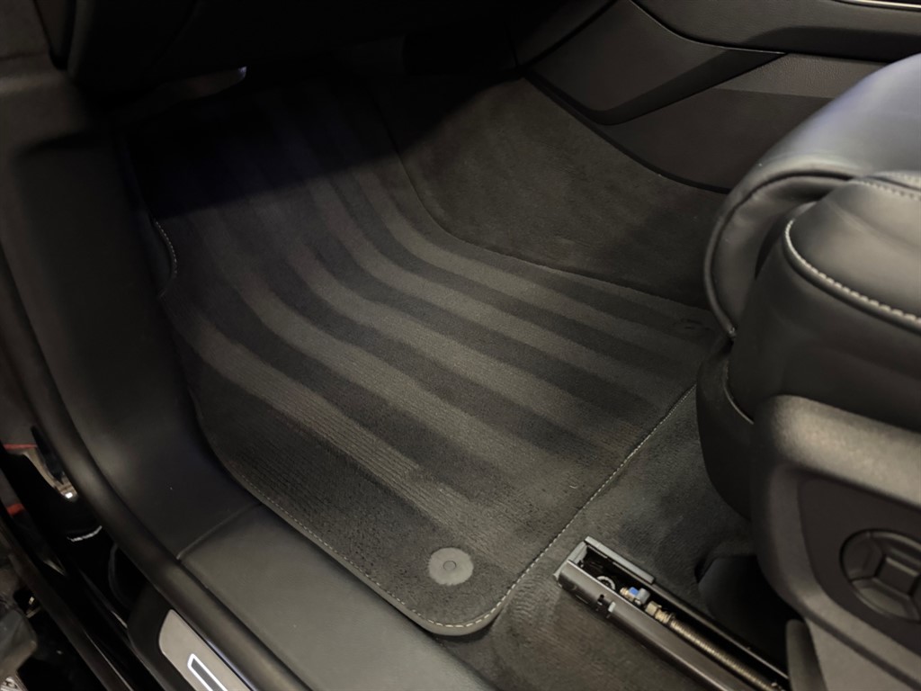 Used Audi Q8 2023 for sale - 78094906: Photo 44