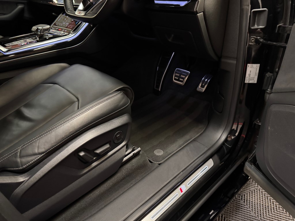 Used Audi Q8 2023 for sale - 78094906: Photo 54