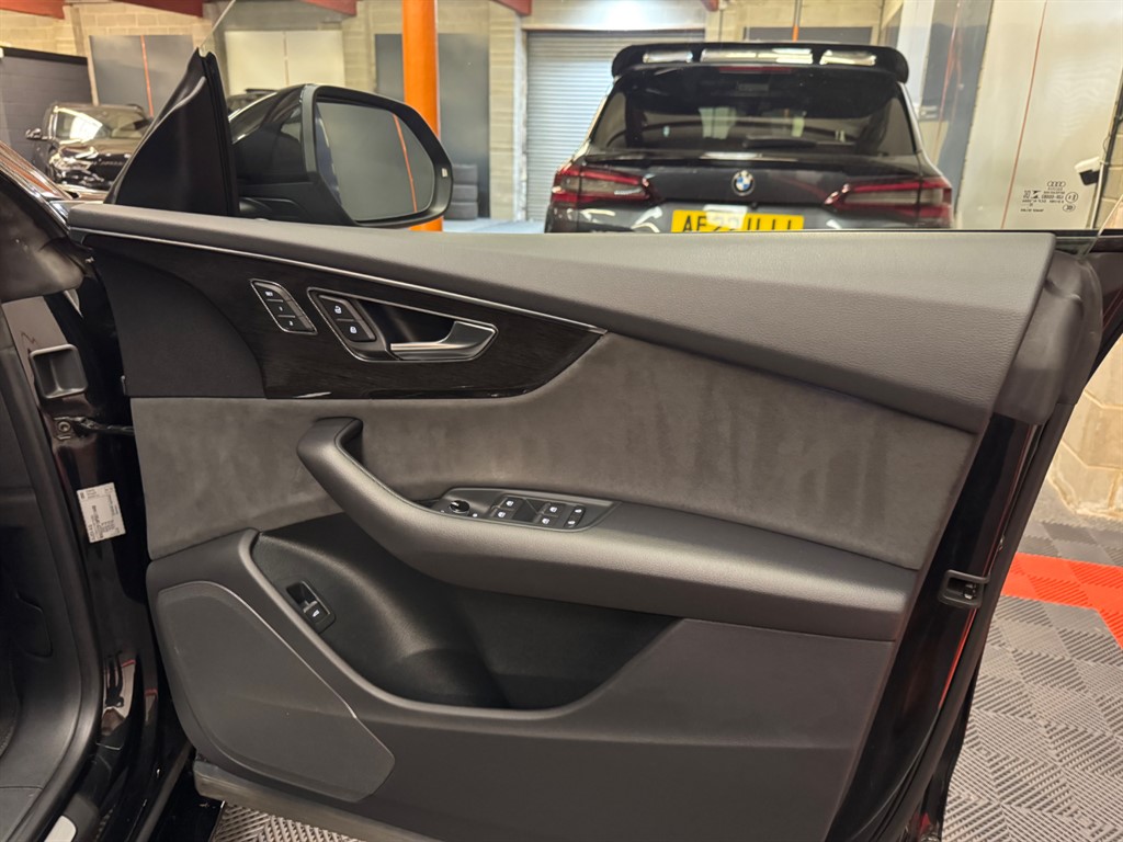 Used Audi Q8 2023 for sale - 78094906: Photo 56