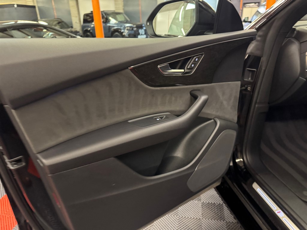 Used Audi Q8 2023 for sale - 78094906: Photo 65