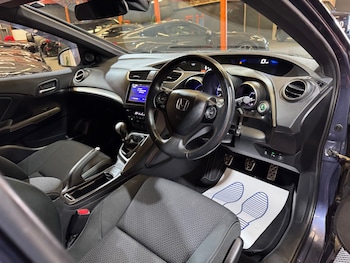 Used Honda Civic 2017 for sale - 77877959: Photo