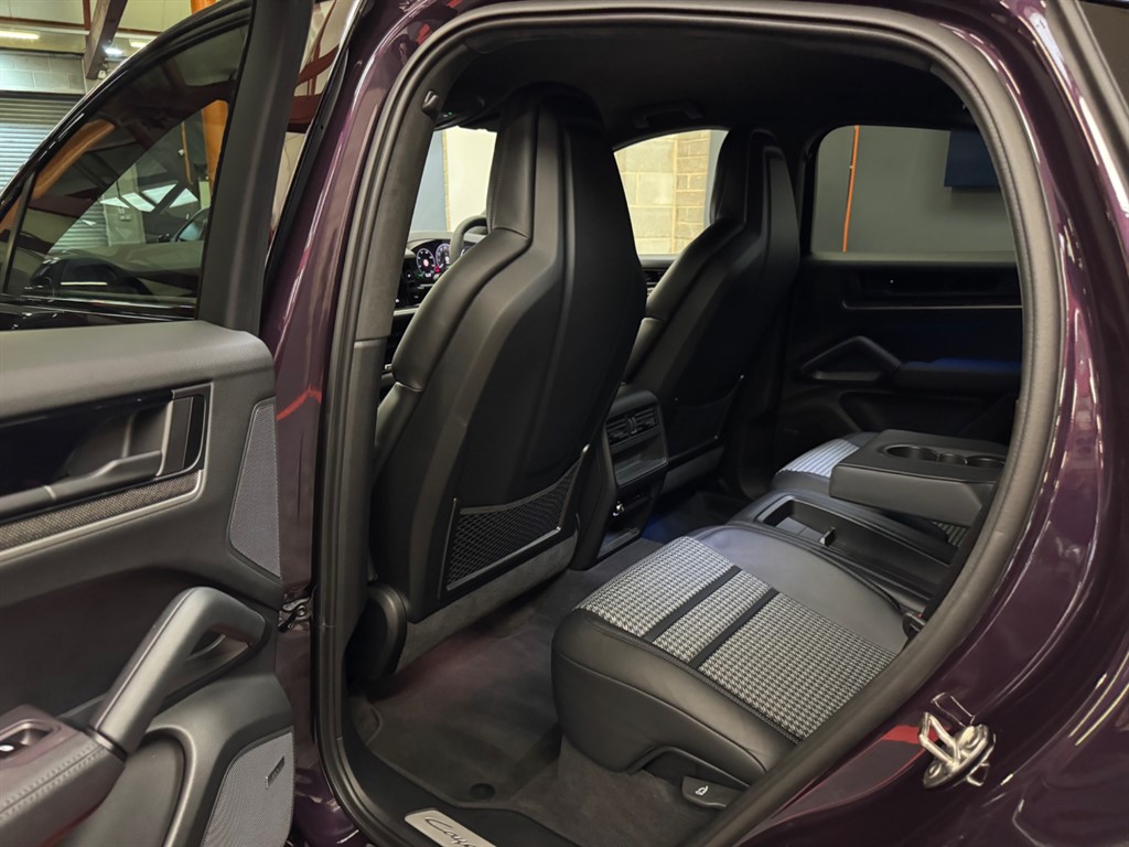 Used Porsche Cayenne 2024 for sale - 76696263: Photo 55
