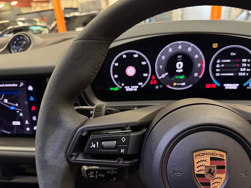 Used Porsche Cayenne 2024 for sale - 76696263: Photo 60