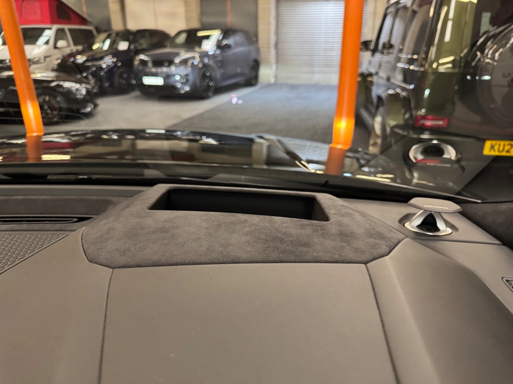 Used Lamborghini Urus 2020 for sale - 76696270: Photo 30