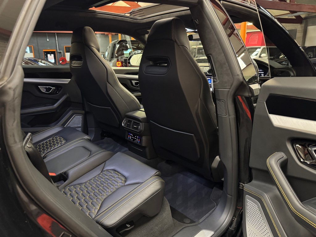 Used Lamborghini Urus 2020 for sale - 76696270: Photo 40