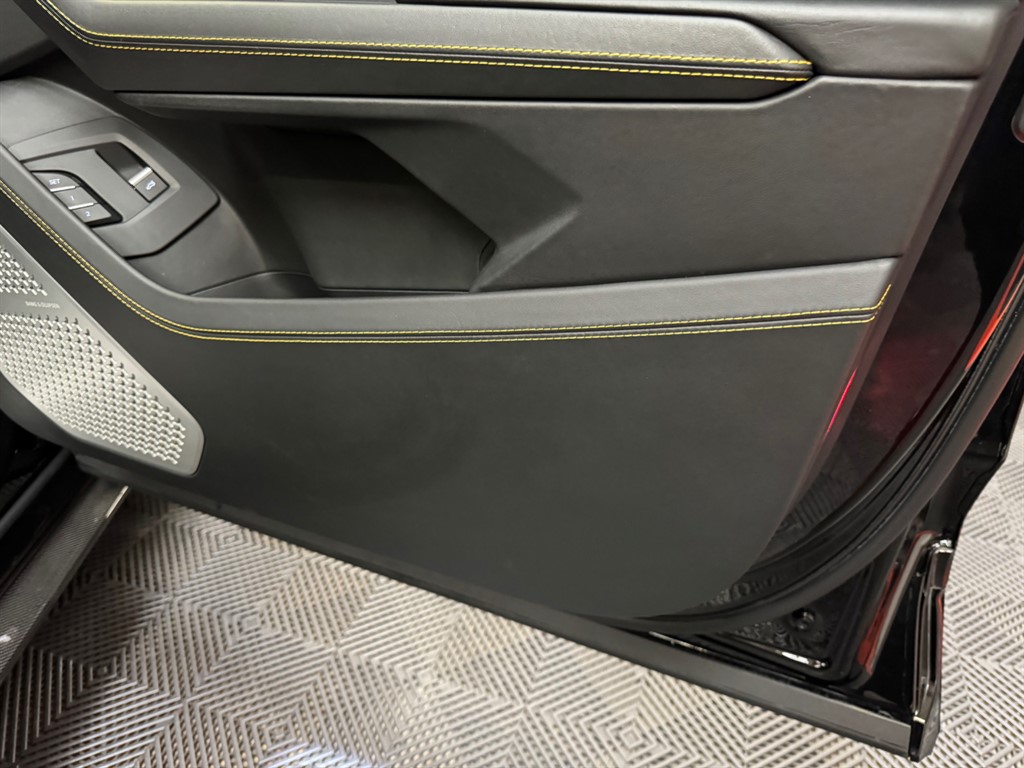 Used Lamborghini Urus 2020 for sale - 76696270: Photo 51