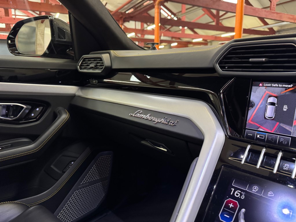 Used Lamborghini Urus 2020 for sale - 76696270: Photo 68