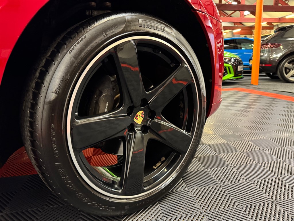 Used Porsche Macan 2018 for sale - 76696271: Photo 12