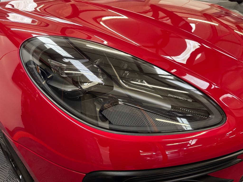 Used Porsche Macan 2018 for sale - 76696271: Photo 33