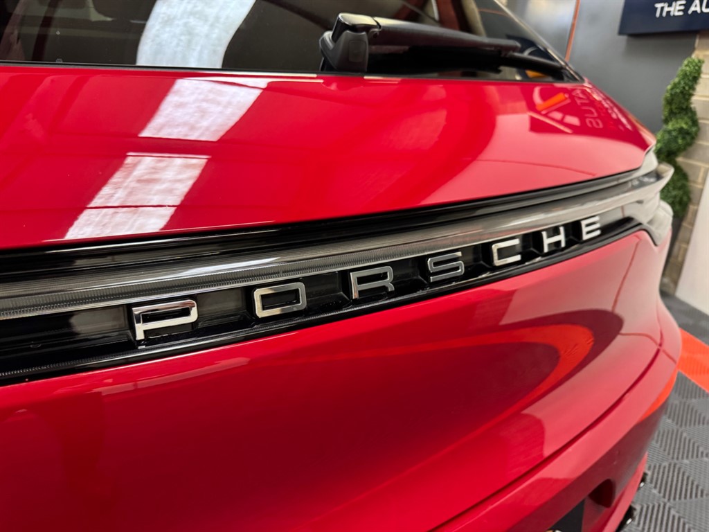 Used Porsche Macan 2018 for sale - 76696271: Photo 38
