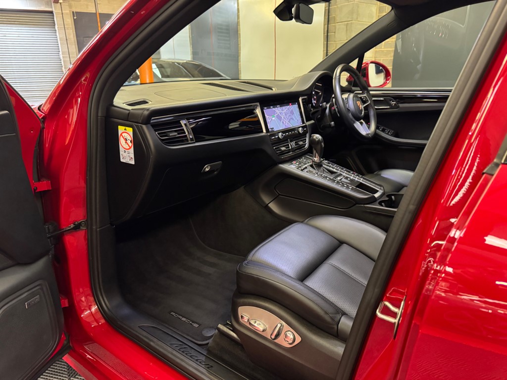 Used Porsche Macan 2018 for sale - 76696271: Photo 42