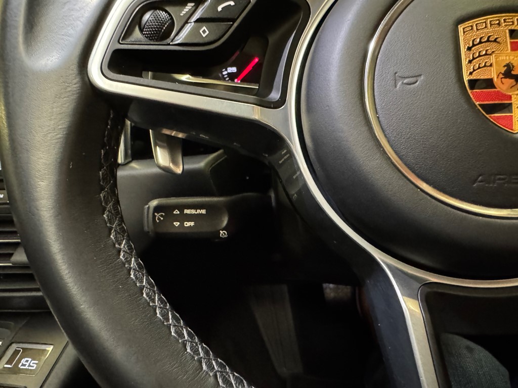 Used Porsche Macan 2018 for sale - 76696271: Photo 44