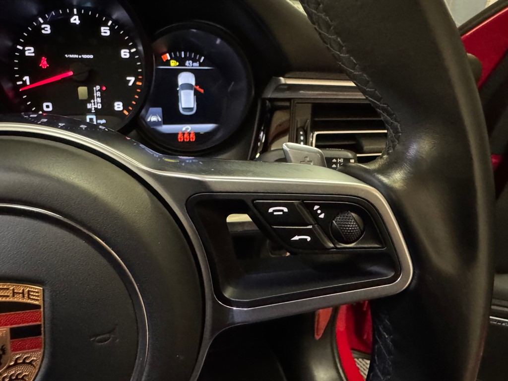 Used Porsche Macan 2018 for sale - 76696271: Photo 57