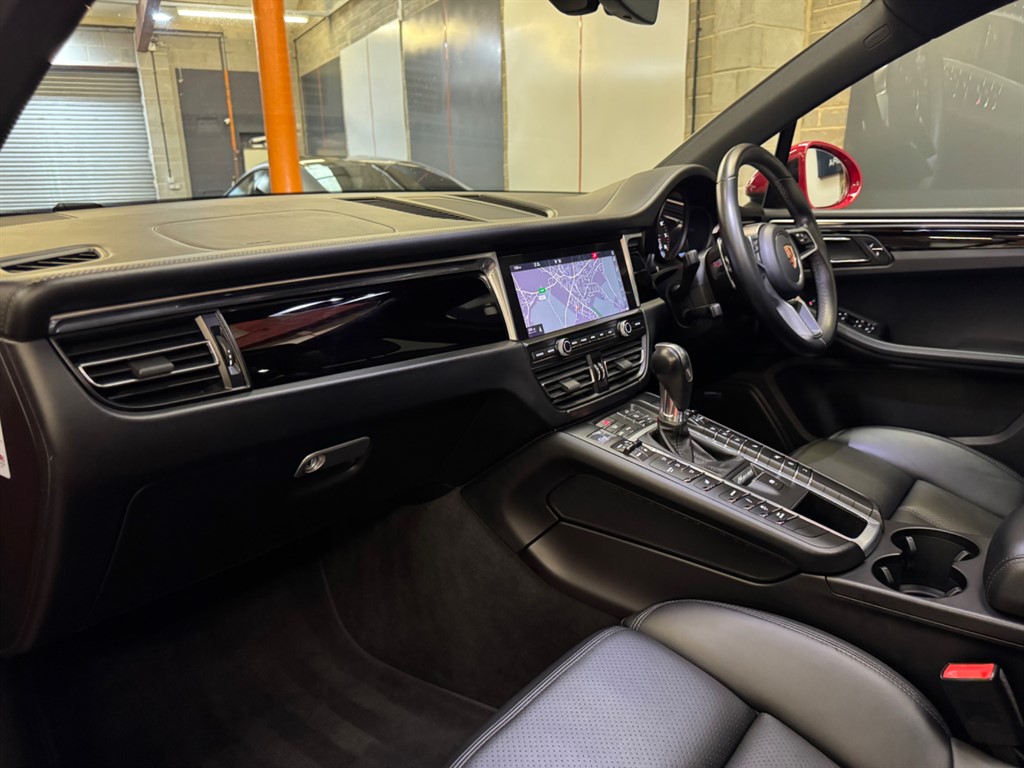 Used Porsche Macan 2018 for sale - 76696271: Photo 61