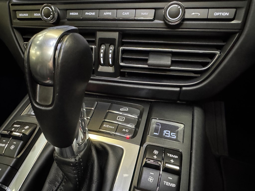 Used Porsche Macan 2018 for sale - 76696271: Photo 66