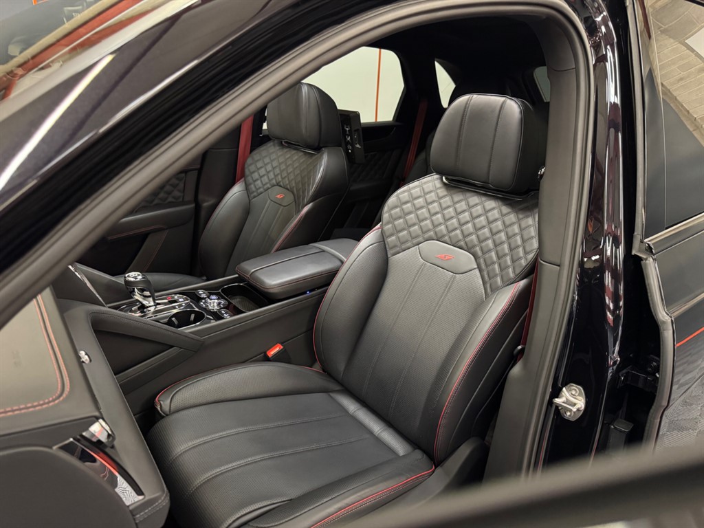 Used Land Rover Range Rover 2025 for sale - 77763127: Photo 4