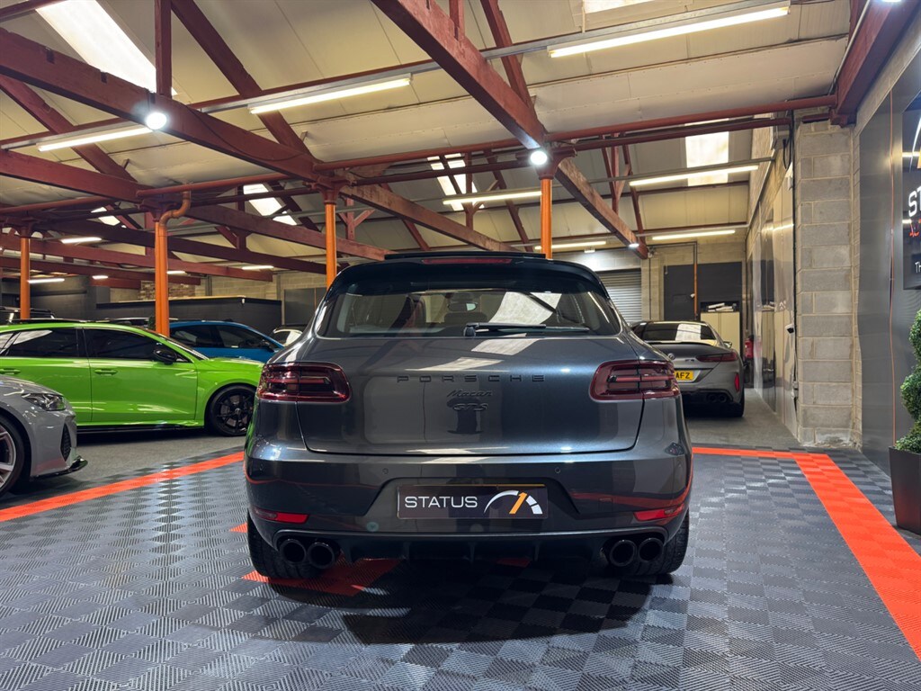 Used Porsche Macan 2018 for sale - 76659765: Photo 9