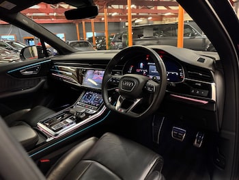 Used Audi Q7 2021 for sale - 77492944: Photo