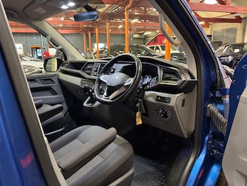 Used Volkswagen Transporter 2022 for sale - 76659755: Photo