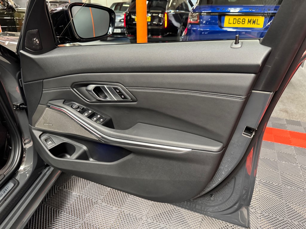 Used BMW 3 Series 2020 for sale - 76696272: Photo 42