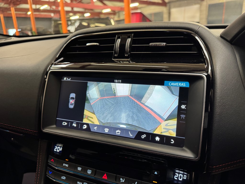 Used Jaguar F-Pace 2016 for sale - 76696268: Photo 23